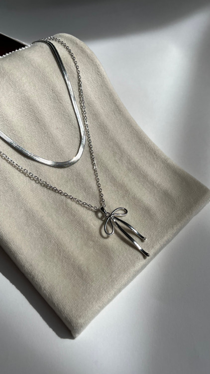 گردنبند پاپیون ترند اینستاگرام