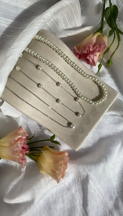 گردنبند زنانه مرواریدی رنگ ثابت نقره ای