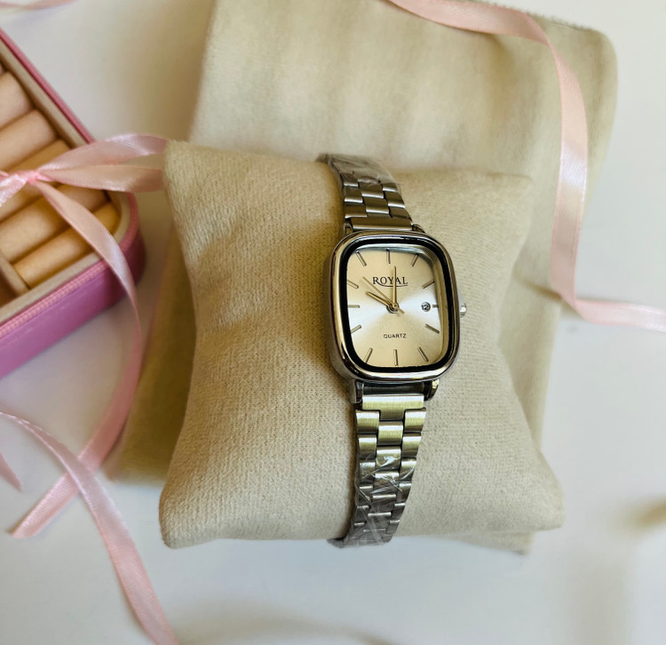 ساعت مچی زنانه برند رویال کوارتز