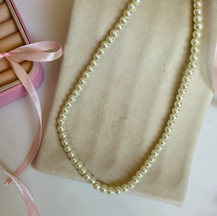 گردنبند زنانه مینیمال تمام مرواریدی رنگ سفید