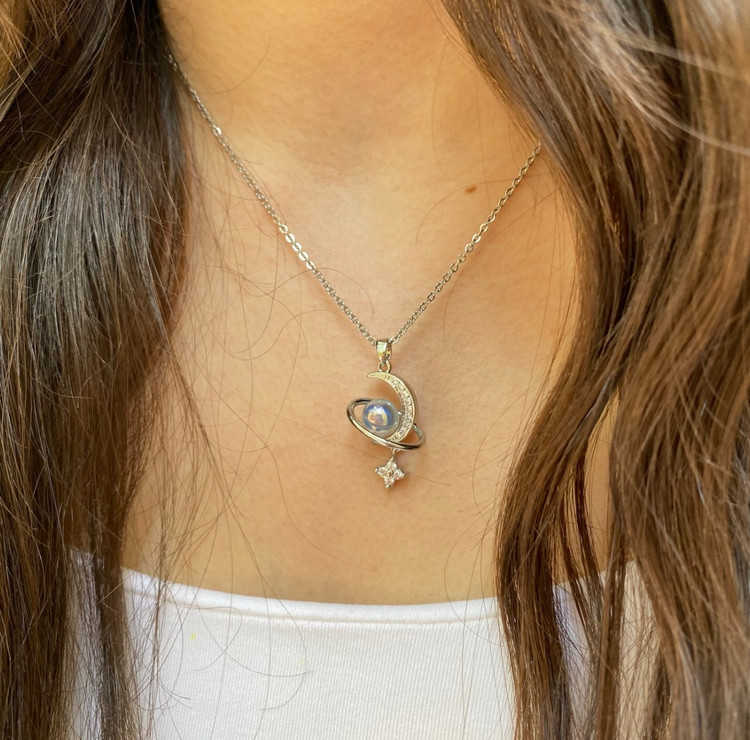 گردنبند زنانه جواهری مدل ماه و ستاره