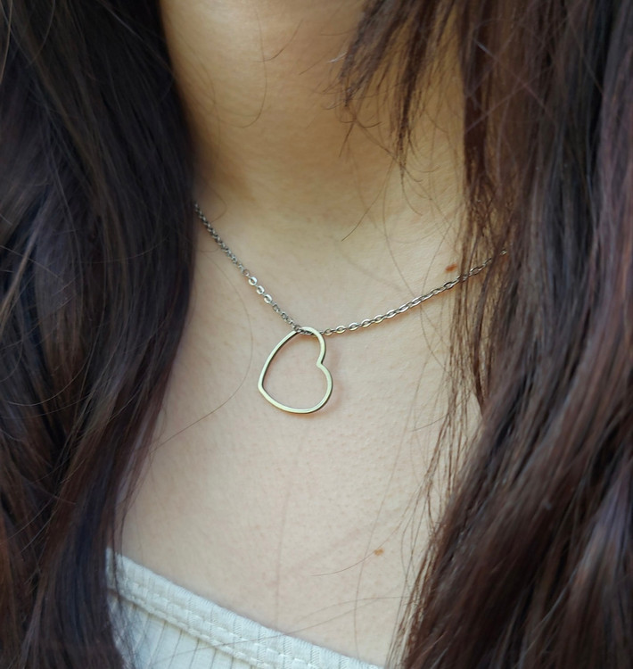 گردنبند زنانه مدل قلب و ستاره و ماه و دایره استیل رنگ ثابت