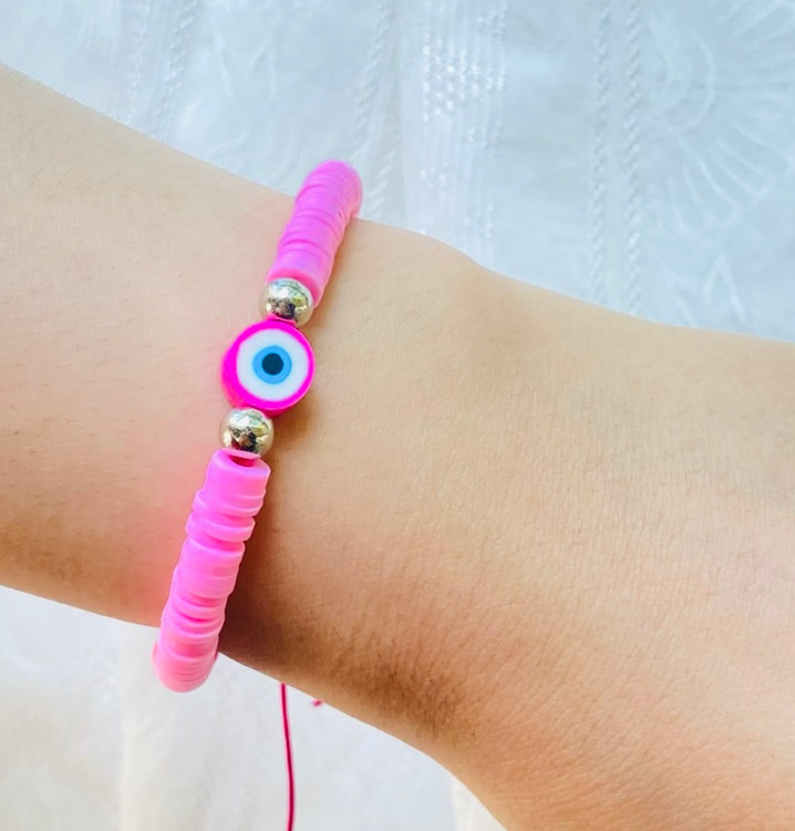 دستبند دخترانه پاستلی کیوت مدل فیمو واشری