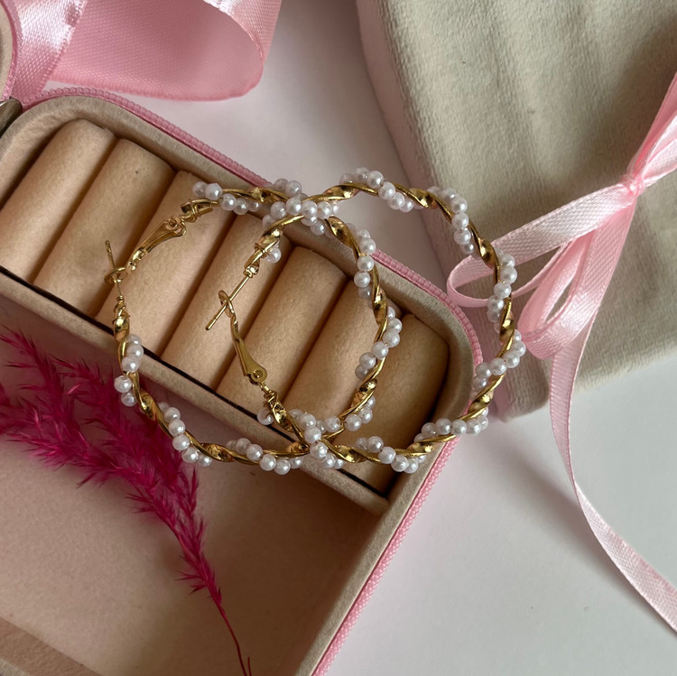 گوشواره پینترستی و مینیمال زنانه مدل مروارید